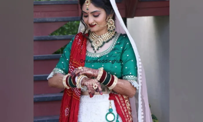 Bunty family saloon mundra